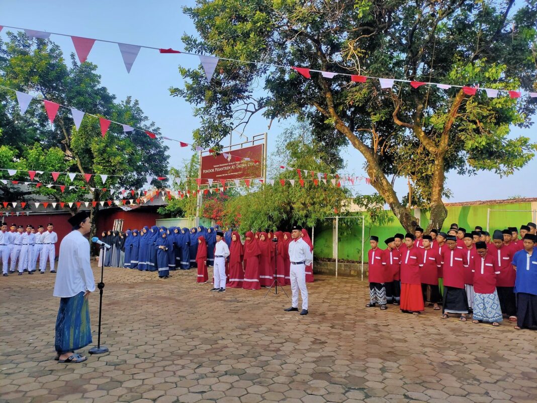 Pondok Pesantren Attaqwa Tampilkan Paras Pendidikan Pesantren