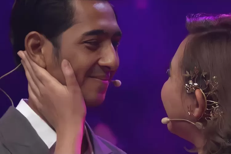 Amanda Manopo Kepergok Pelukan Mesra dengan Kenny Austin