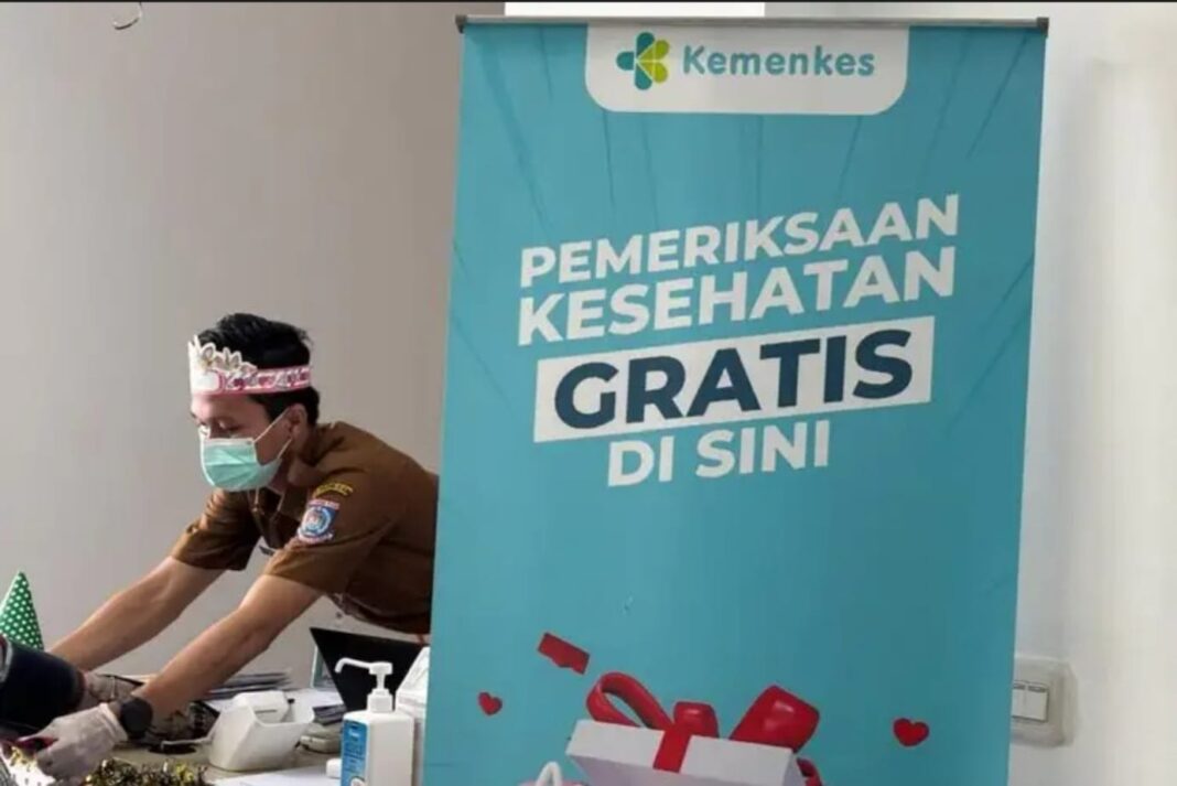 Hari Pertama CKG Sekolah, Wamenkes Kunjungi SD Prestasi Global Depok