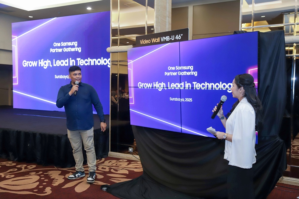 Dukung Pendidikan Digital, Telkom Witel Bekasi-Karawang Serahkan Program DNA