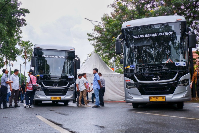 Kondisi Halte Bus di Kota Bekasi Memburuk