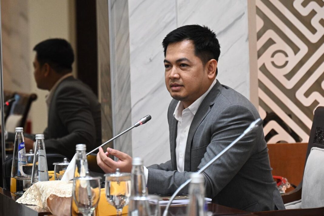 Komisi X DPR Dorong Sanksi Tegas buat Dosen UIM Ludahi Kasir Swalayan