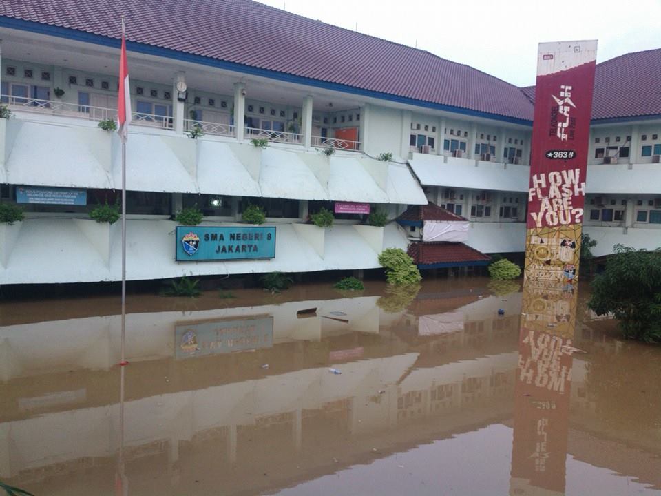Banjir Jakarta 2026: Sekolah Diliburkan, Tukar Belajar Daring hingga 28 Januari