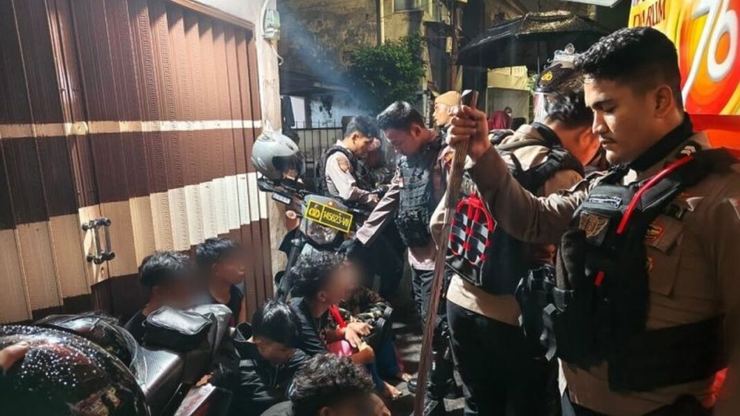 Tim Patroli Pioner Presisi Kejar Pelaku Tawuran