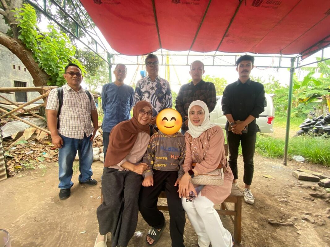 Wali Kota Bekasi Sidak Jalan Ambles di Cikunir