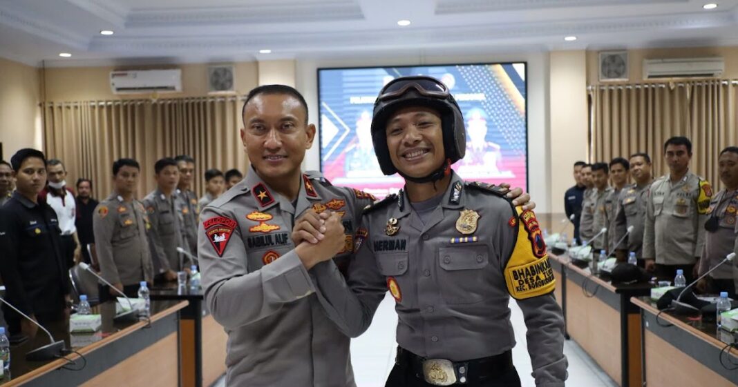 Lewat Kegiatan Sambang, Polsek Plered Lanjut Ingatkan Masyarakat Soal Bahaya Judi Online.