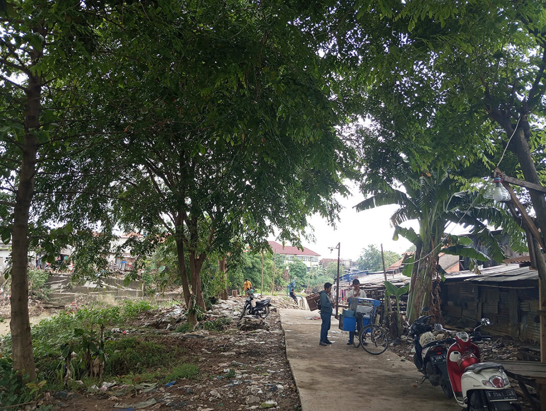 Pergerakan Tanah di Perumahan Kabupaten Bekasi: Tanggung Jawab Pengembang.