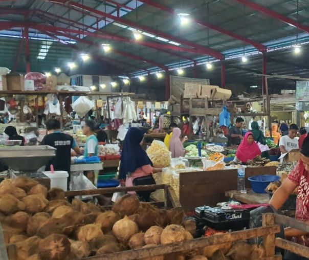 Media Center|Dinas PKH Riau Tegaskan Belum Eksis Kasus Virus Nipah di Riau