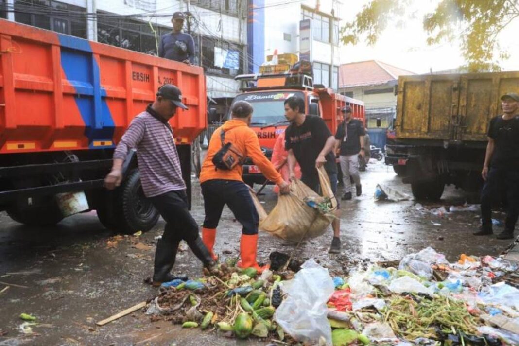 Rawa Jadi Tempat Sampah Liar